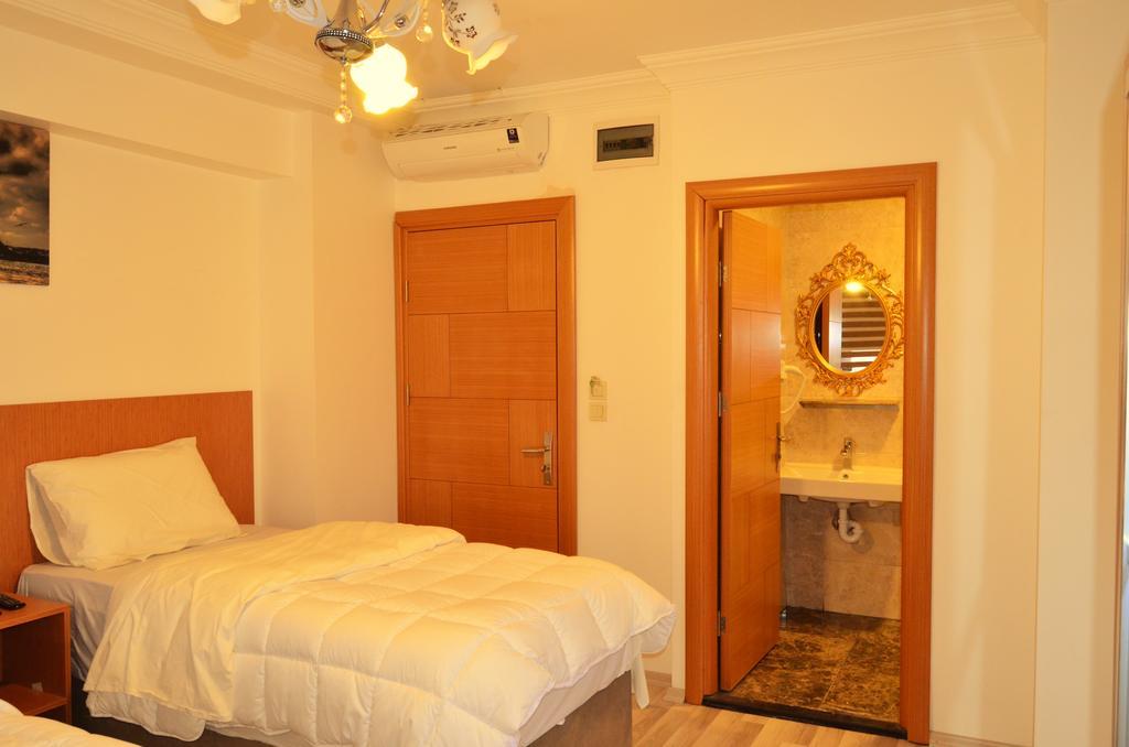 Hotel Yonca Istanbul Exterior photo